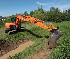 Mini-pelle pour travaux de petit terrassement